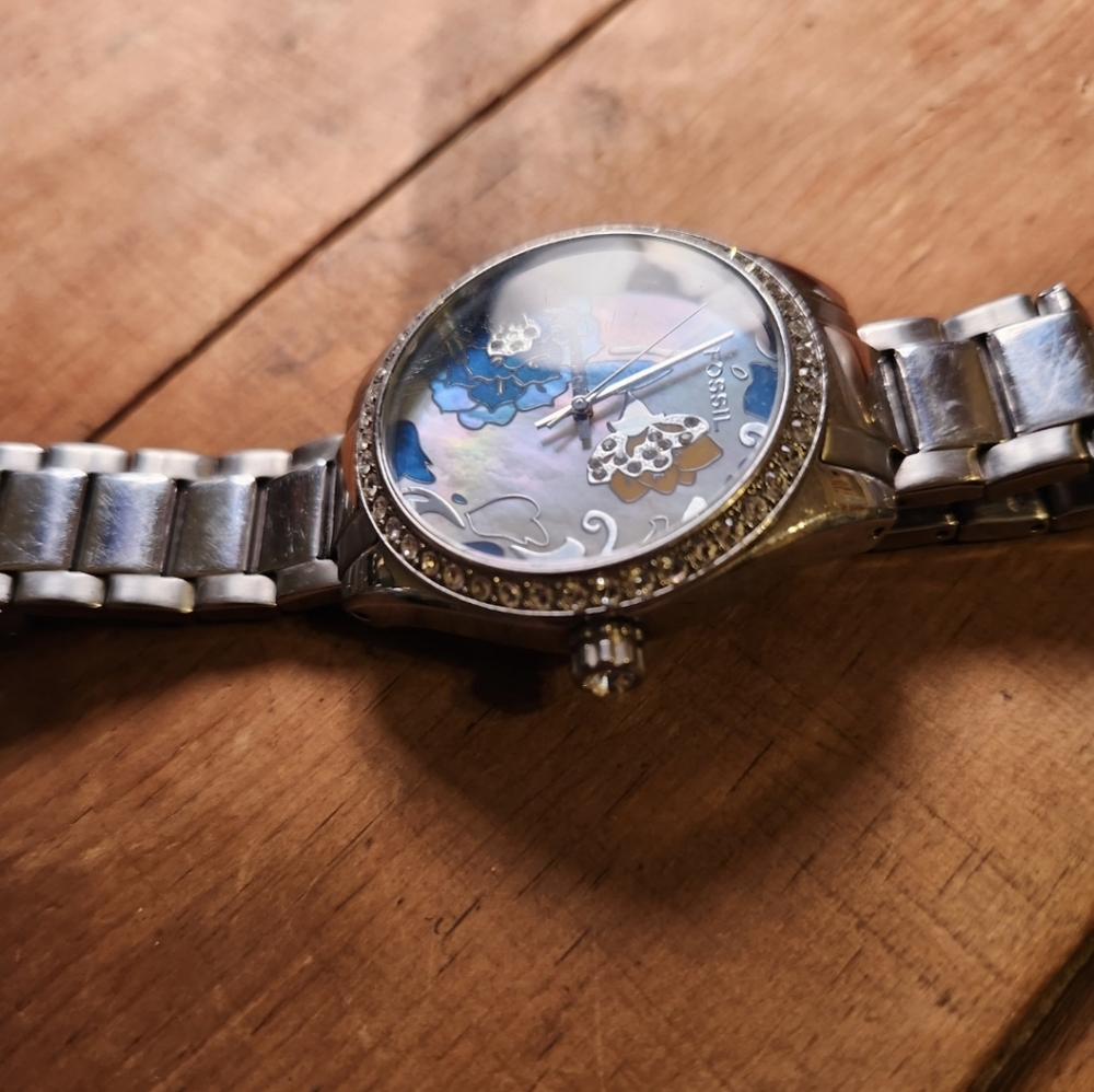 Fossil Silver Watch with Floral Design - Picture 2 of 5